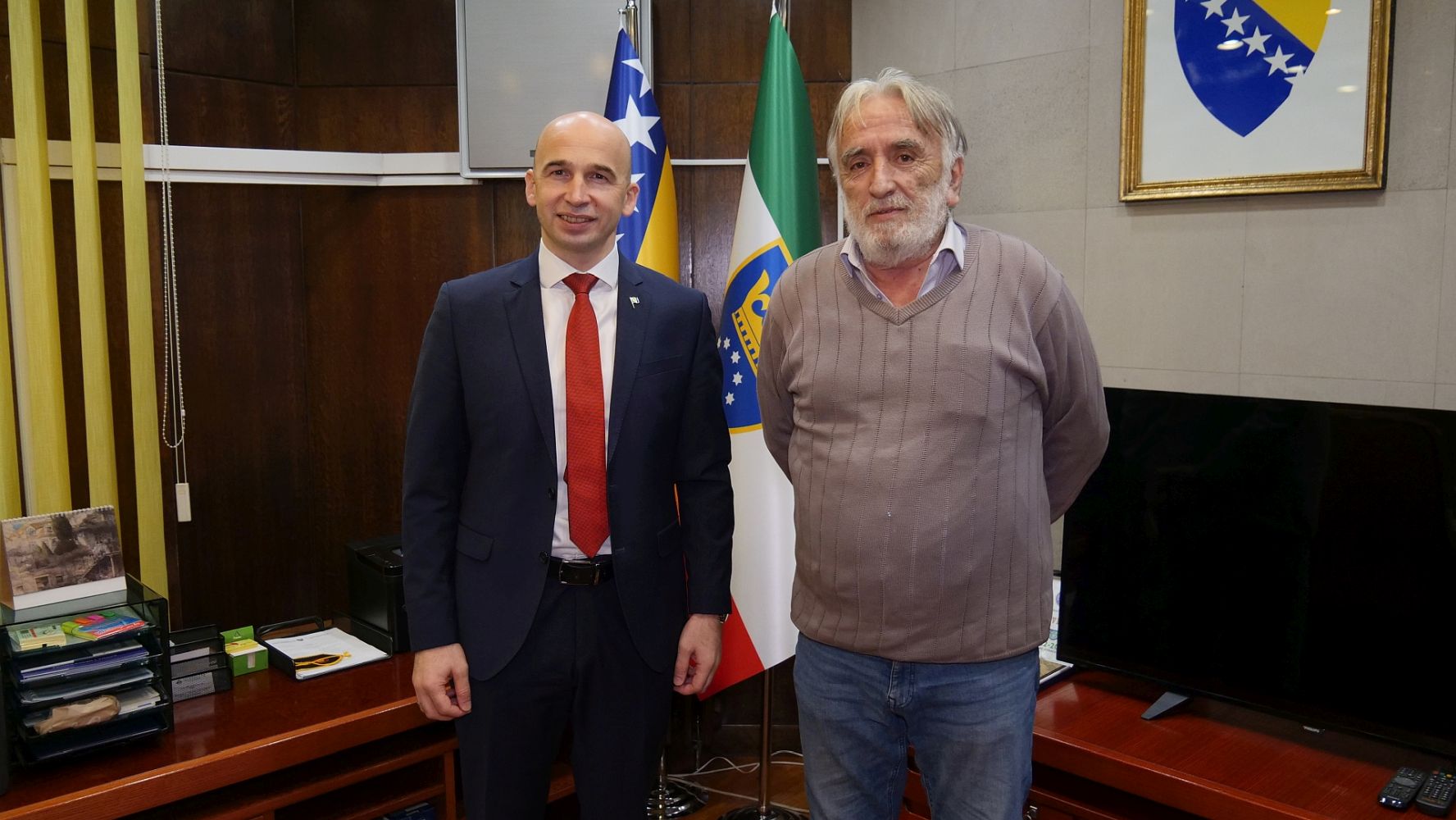 PREMIJER PIVIĆ RAZGOVARAO SA MAESTROM KAROVIĆEM: OMLADINSKI HOR ZENICA PRIPREMA ORATORIJ ZA DAN DRŽAVNOSTI BIH