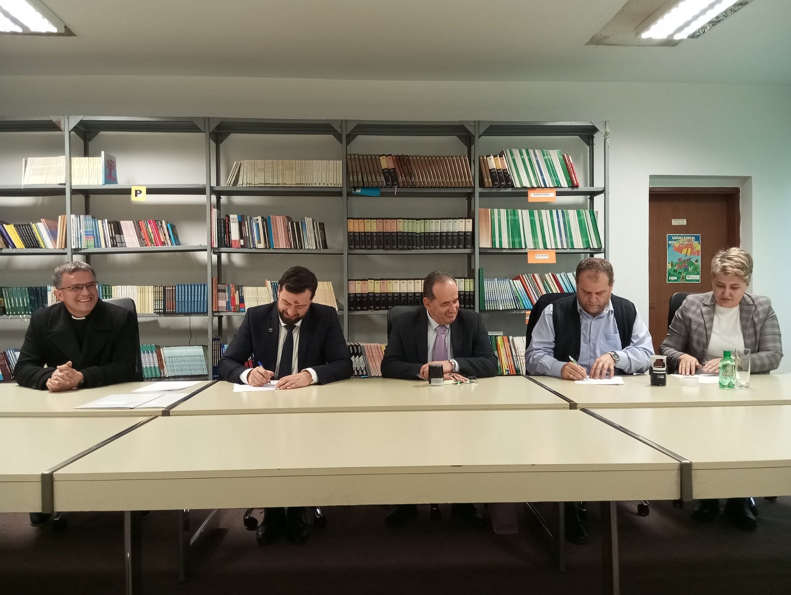 POTPISANI UGOVORI O PRENOSU SREDSTAVA ZA OBNOVU VJERSKIH OBJEKATA