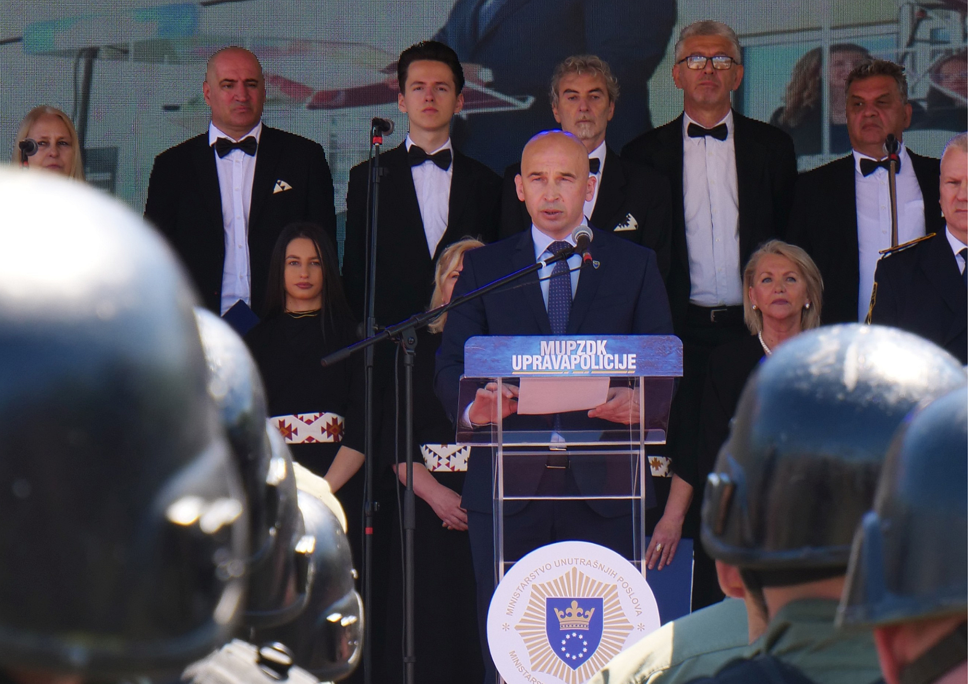 Premijer Pivić na svečanosti povodom Dana policije: Kadrovsko i materijalno jačanje policije za bolju sigurnost građana