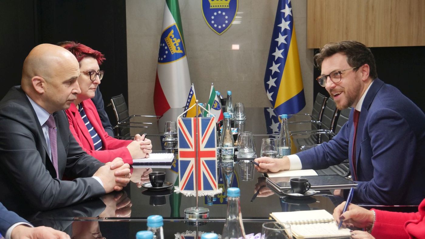 Vlada ZDK i Britanska ambasada: Razgovori o prioritetima, investicijama i borbi protiv korupcije