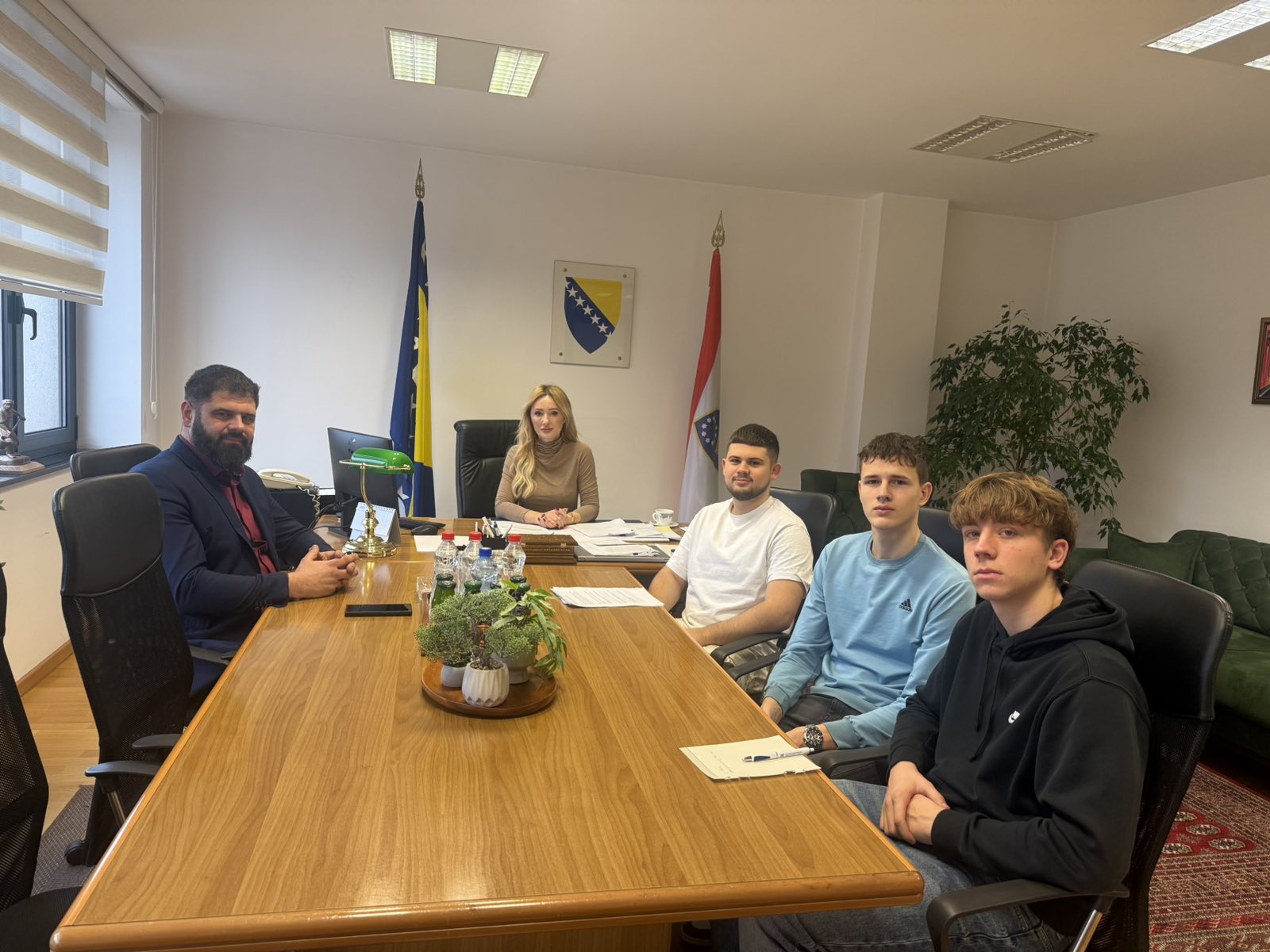 Ministrica zdravstva dr Aida Salčinović razgovarala sa učenicima Tehničke škole Zenica u okviru projekta „Građanin“