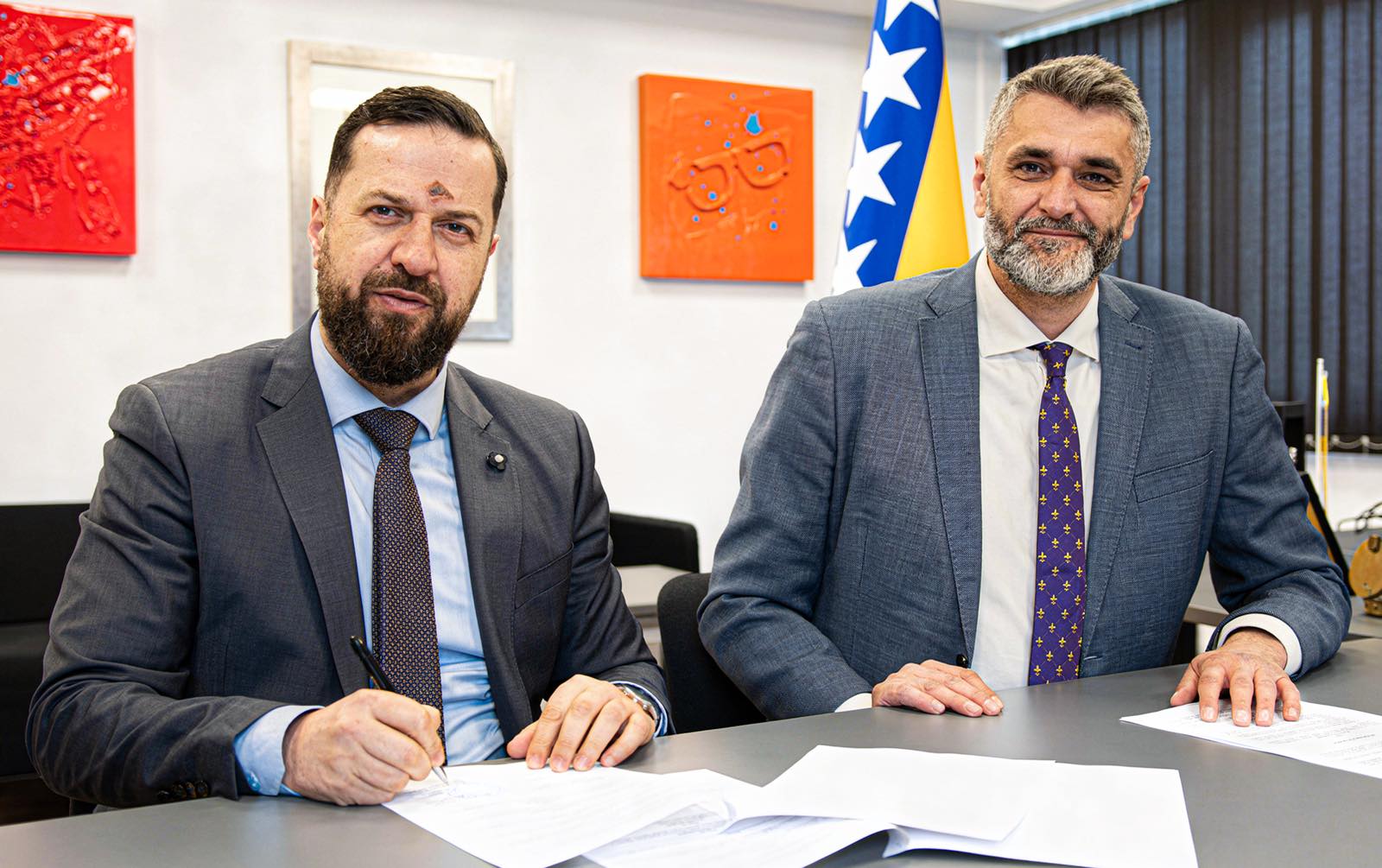 Potpisan Memorandum o saradnji između Ministarstva ZDK i Memorijalnog centra Srebrenica