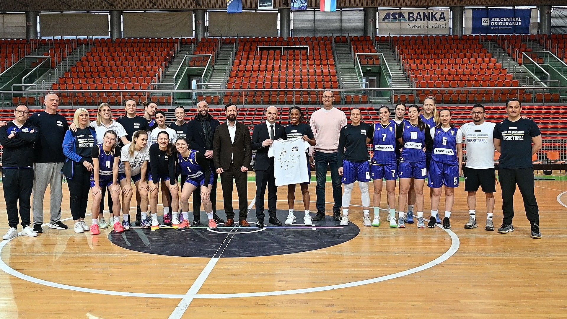 Delegacija ZDK-a posjetila trening Zmajica: Podrška pred meč s Luksemburgom