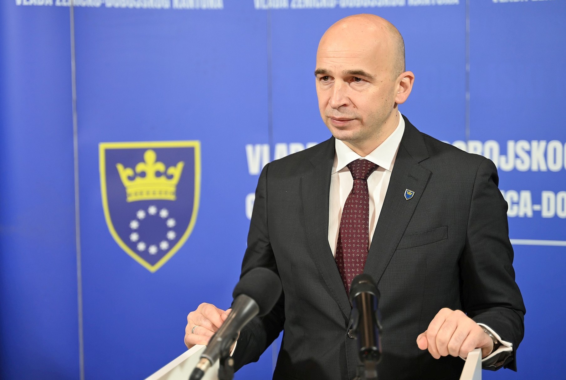 Obećao ostavku ako bude uhvaćen u laži – nema ostavke, ali ni kraja novim lažima 