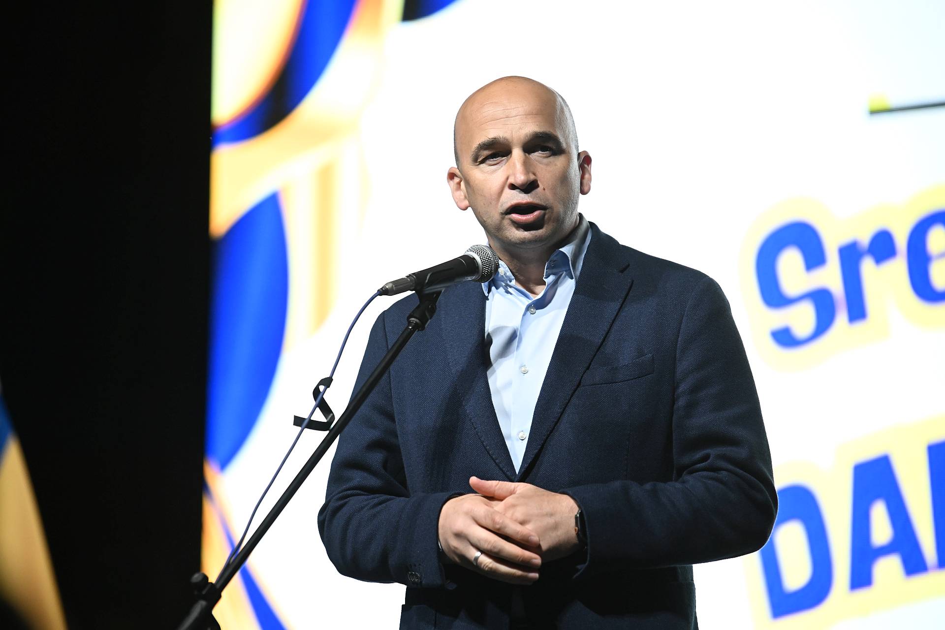 Premijer Pivić na svečanosti povodom dana OŠ 