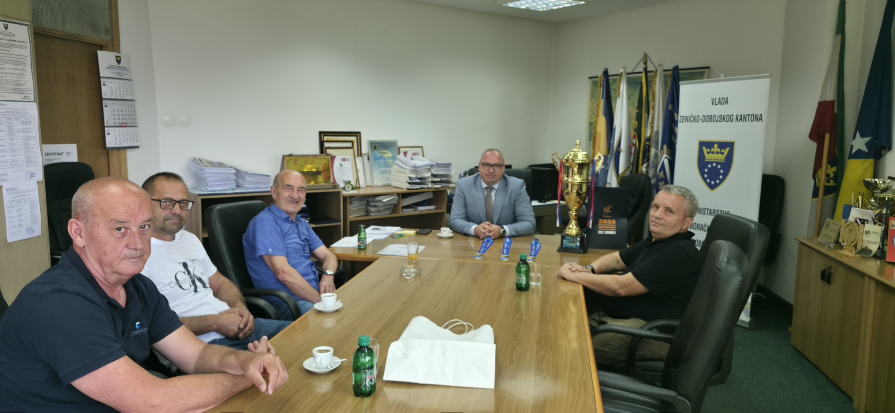 Ministar Sirovica ugostio osvajače turnira Priština Open 2026:KSO Bosna Zenica donio pehar u Zenicu