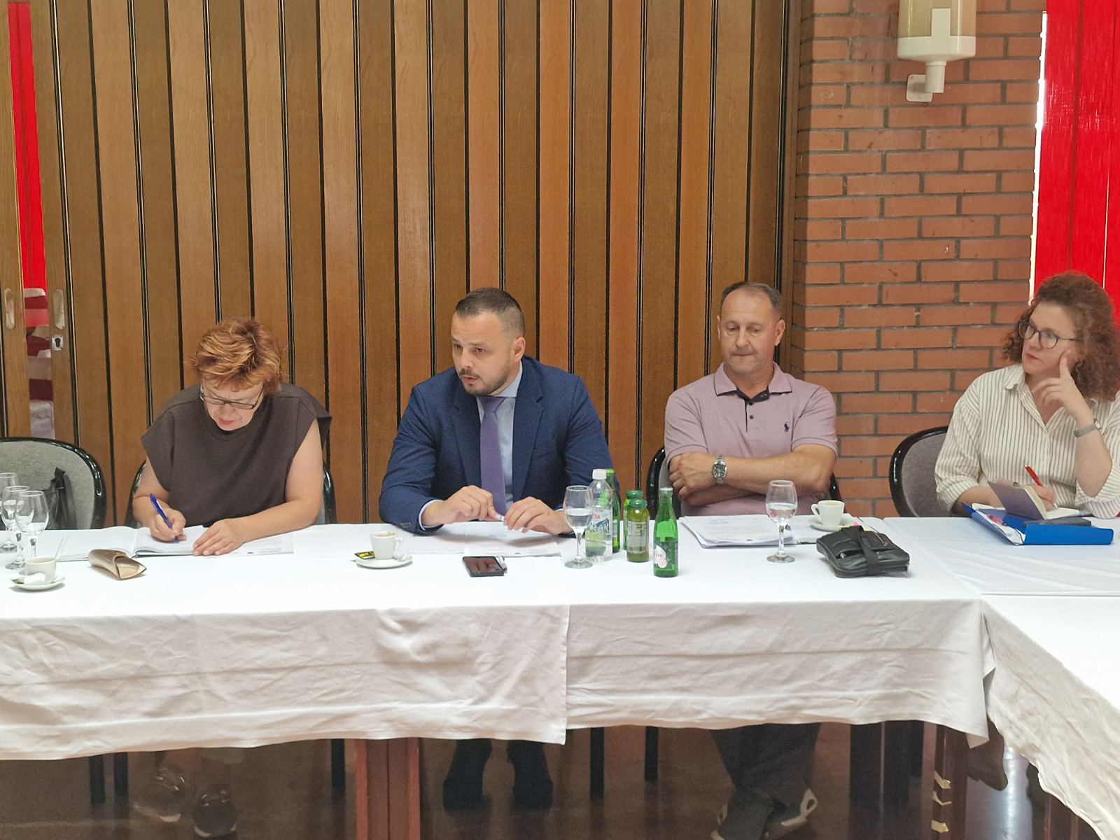 Održan sastanak s rukovodiocima centara za socijalni rad i službi socijalne zaštite