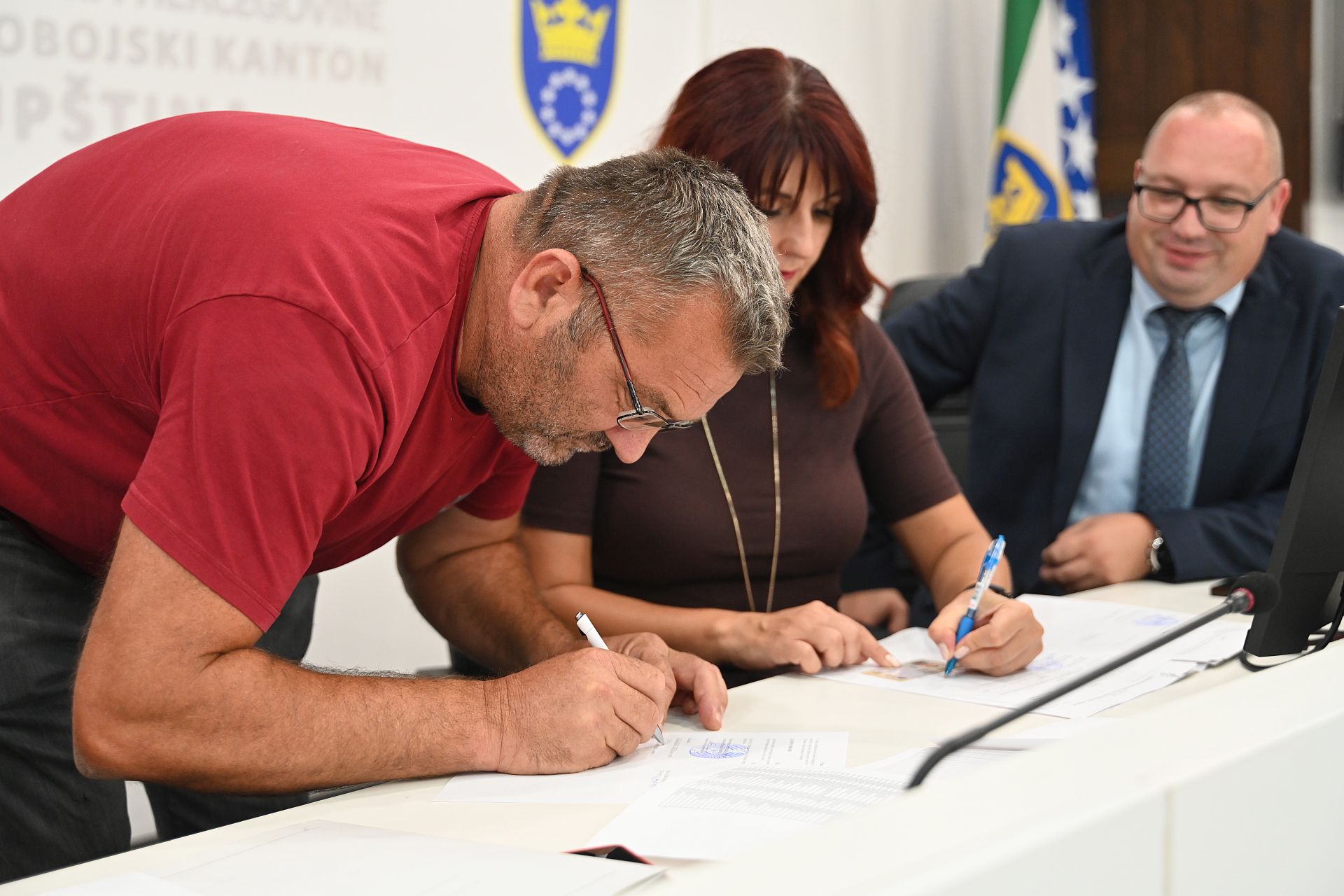 Ministarstvo za boračka pitanja ZDK potpisalo ugovore sa 94 korisnika programa „Biznis plus“