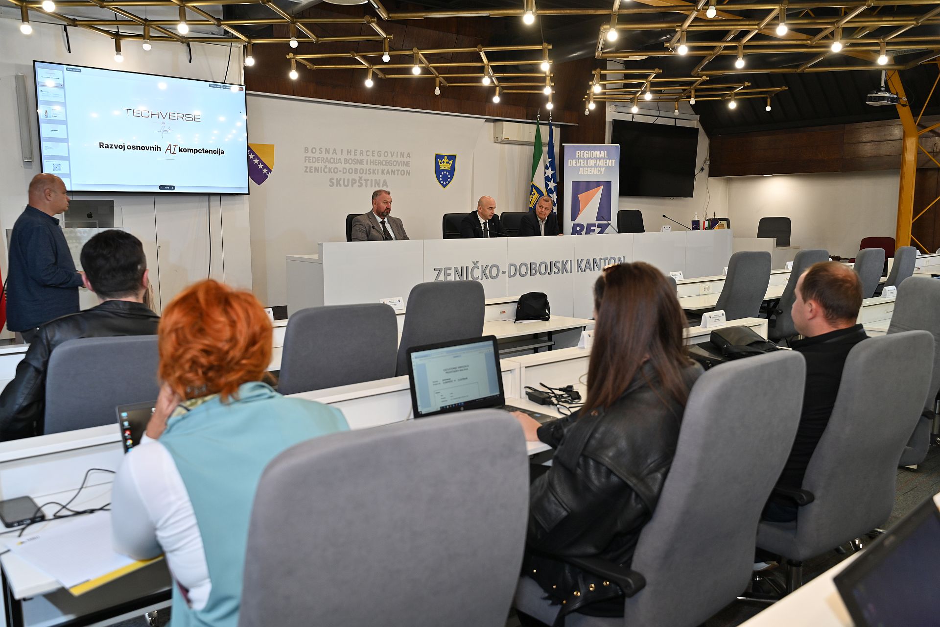 ZDK započeo obuku 53 službenika za primjenu vještačke inteligencije u javnoj upravi