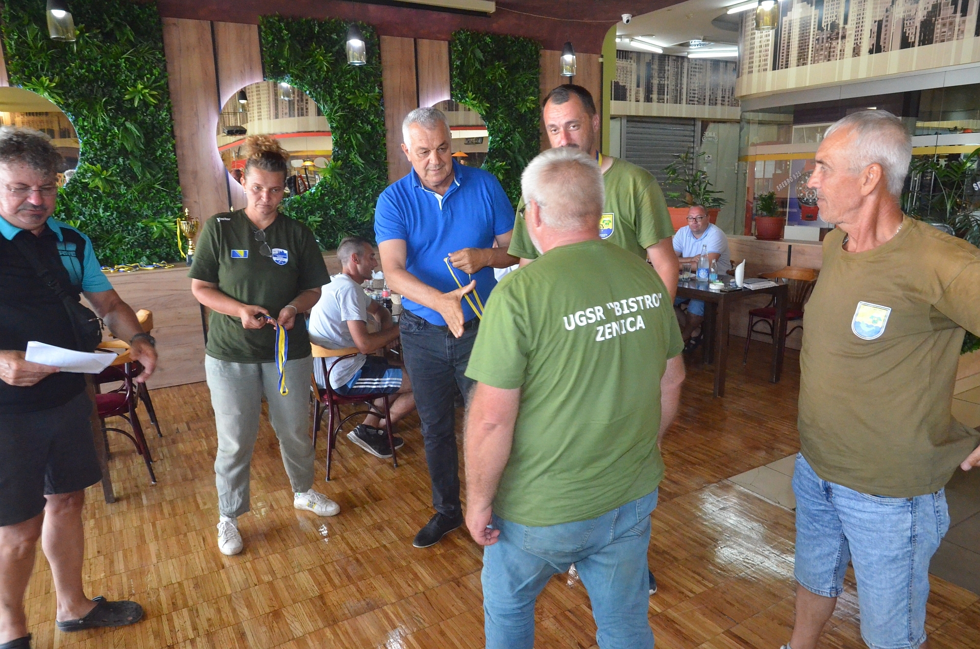 MINISTRI ADNAN SIROVICA I VINKO MARIĆ URUČILI PRIZNANJA NAJBOLJIM RIBARIMA NAKON FINALNOG TAKMIČENJA U MAGLAJU