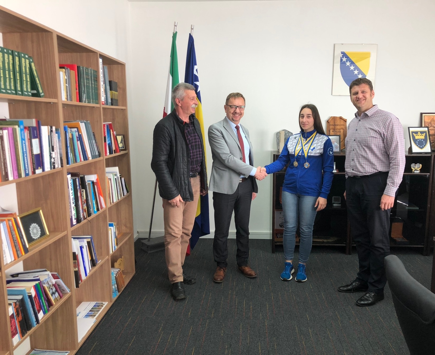 MINISTAR KOZLIĆ PRIMIO DRŽAVNU PRVAKINJU U KAJAKU LEJLU SLIPIĆ