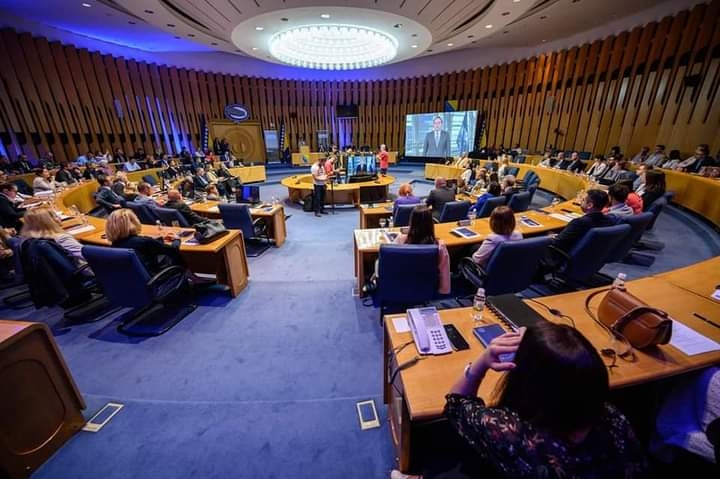 MINISTAR HASANIČEVIĆ NA JAVNOJ DEBATI "PRAVO NA PRAVDU"