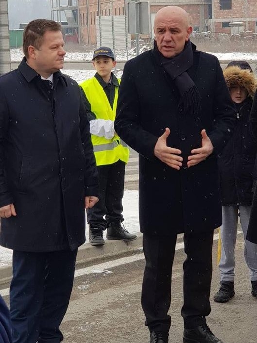 PREMIJER MIRALEM GALIJAŠEVIĆ SVEČANO OTVORIO KRUŽNI TOK U VISOKOM ZA KOJI JE VLADA ZDK IZDVOJILA 270.000KM