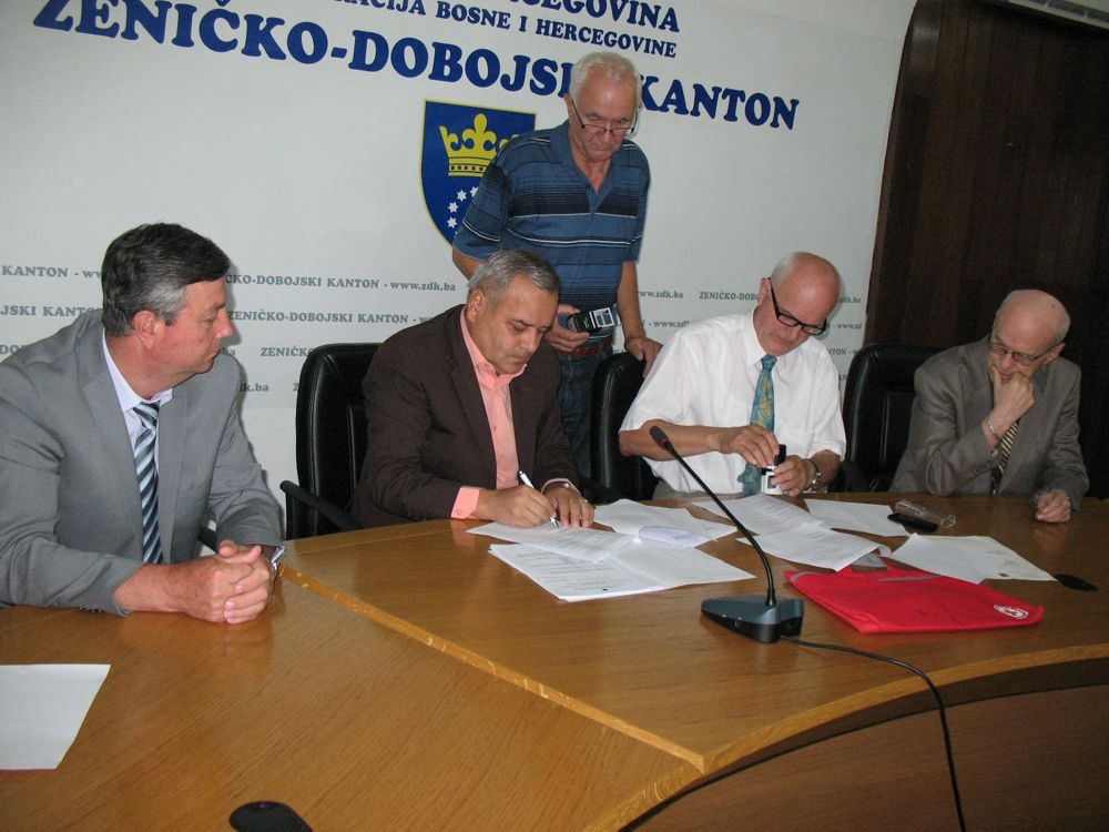 CRVENI KRIŽ FBIH DONIRAO SREDSTVA UGROŽENIM OPĆINAMA