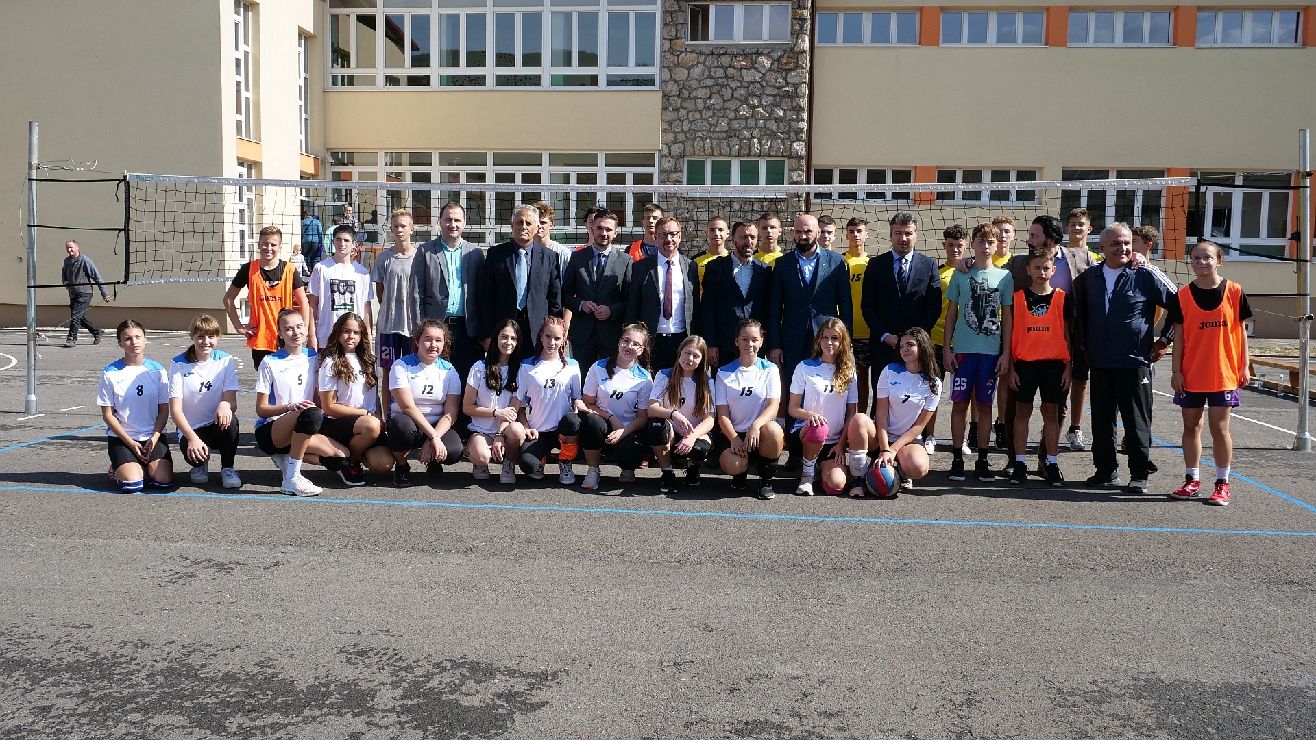 OŠ MUSA ĆAZIM ĆATIĆ ZENICA DOBILA NOVI SPORTSKI POLIGON, VLADA ZDK INVESTIRALA 126.000 KM