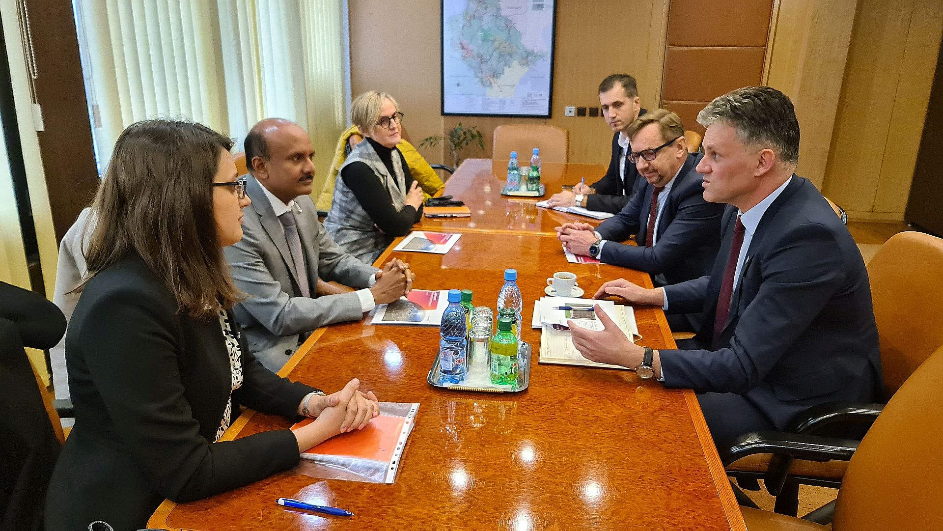 ARCELORMITTAL ZENICA GRADI ŠKOLSKO IGRALIŠTE U PEHARAMA, VRIJEDNOST PROJEKTA 240.000 KM