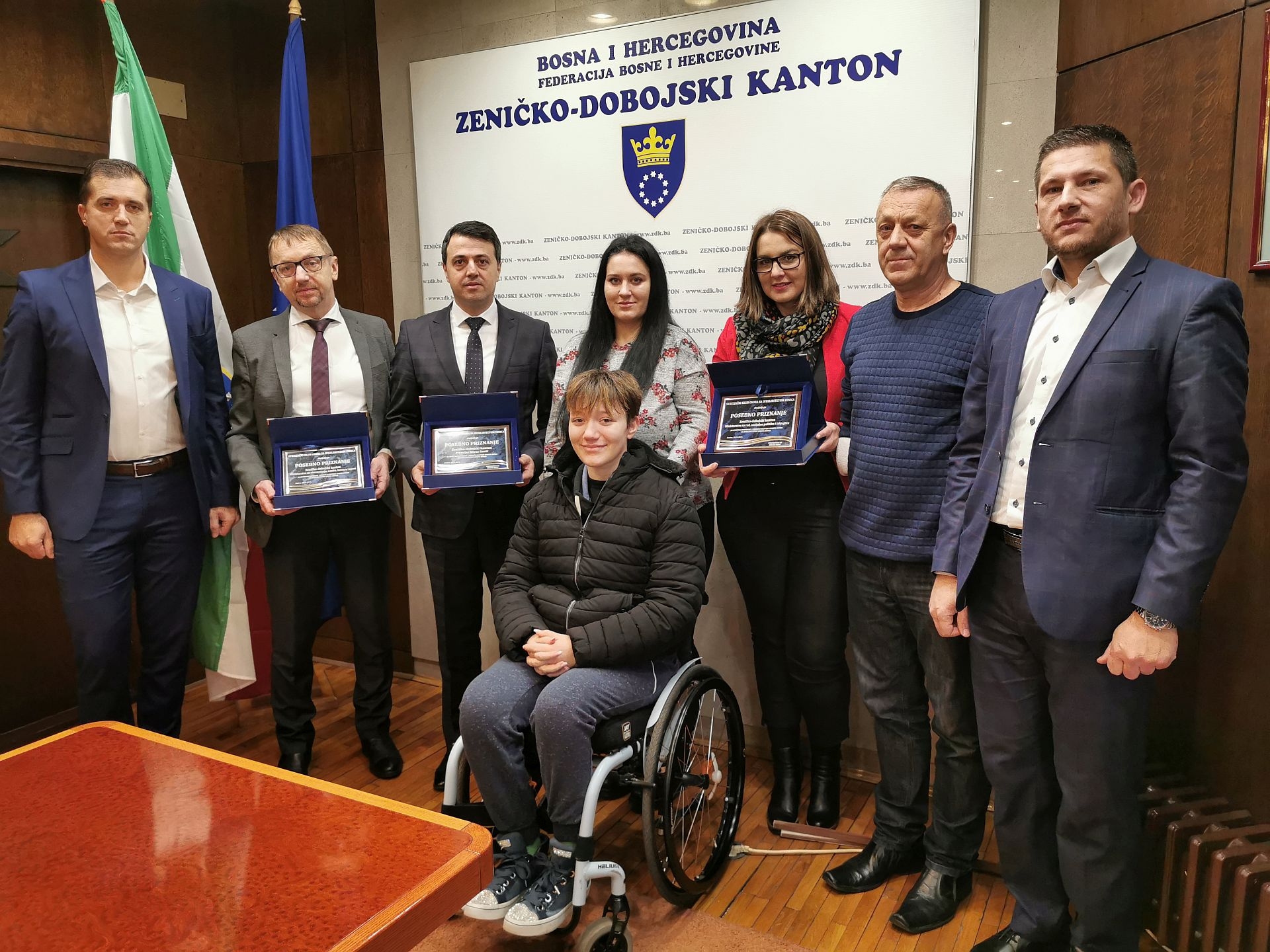 PREMIJERU GANIĆU PRIZNANJE ZA RAZVOJ SPORTA OSOBA SA INVALIDITETOM U GRADU ZENICA