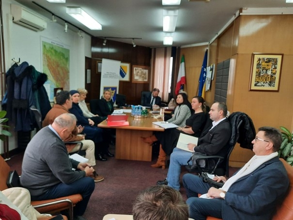 RADNI SASTANAK O PREVAZILAŽENJU PROBLEMA PRILIKOM POKRETANJA OBRTA