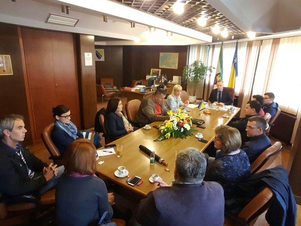 PREDSJEDAVAJUĆI SKUPŠTINE RAZGOVARAO SA PREDSTAVNICIMA MEDIJSKIH KUĆA KOJE PRATE RAD SKUPŠTINE ZENIČKO-DOBOJSKOG KANTONA