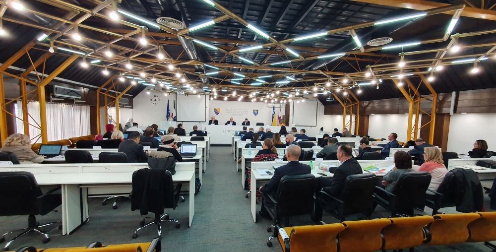 SAOPĆENJE SA 17. SJEDNICE SKUPŠTINE ZENIČKO-DOBOJSKOG KANTONA