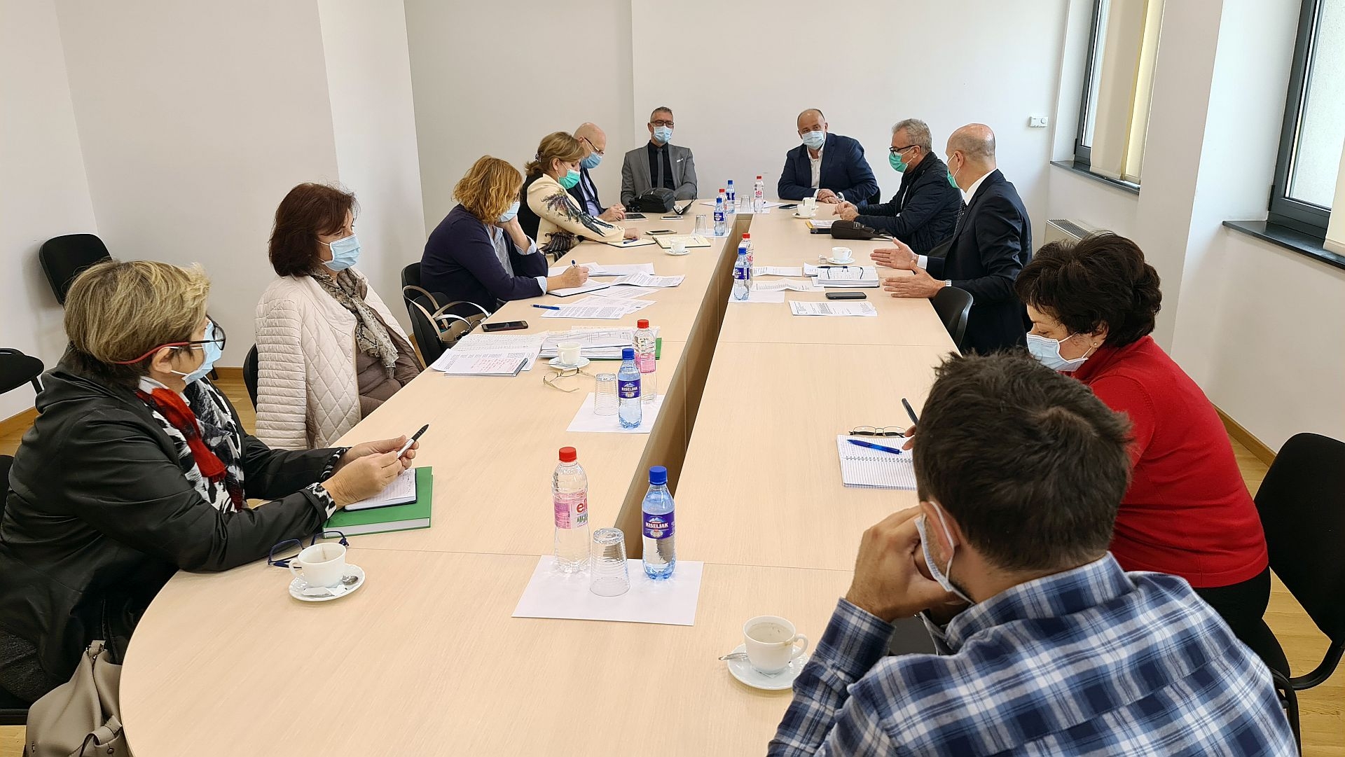 KRIZNI ŠTAB ZDK: ISPOŠTOVANE NAREDBE KRIZNOG ŠTABA FBIH, RAD KANTONALNE BOLNICE ODVIJA SE U OTEŽANIM USLOVIMA ALI NIJE DOVEDEN U PITANJE