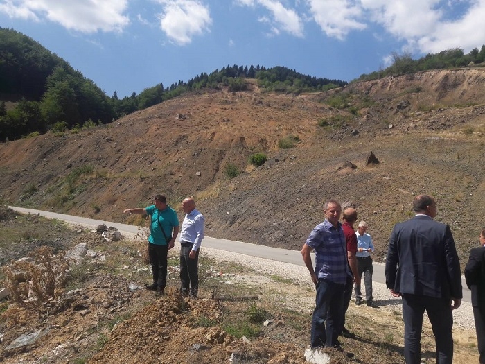 PREMIJER SA SARADNICIMA POSJETIO MZ ŽELJEZNO POLJE