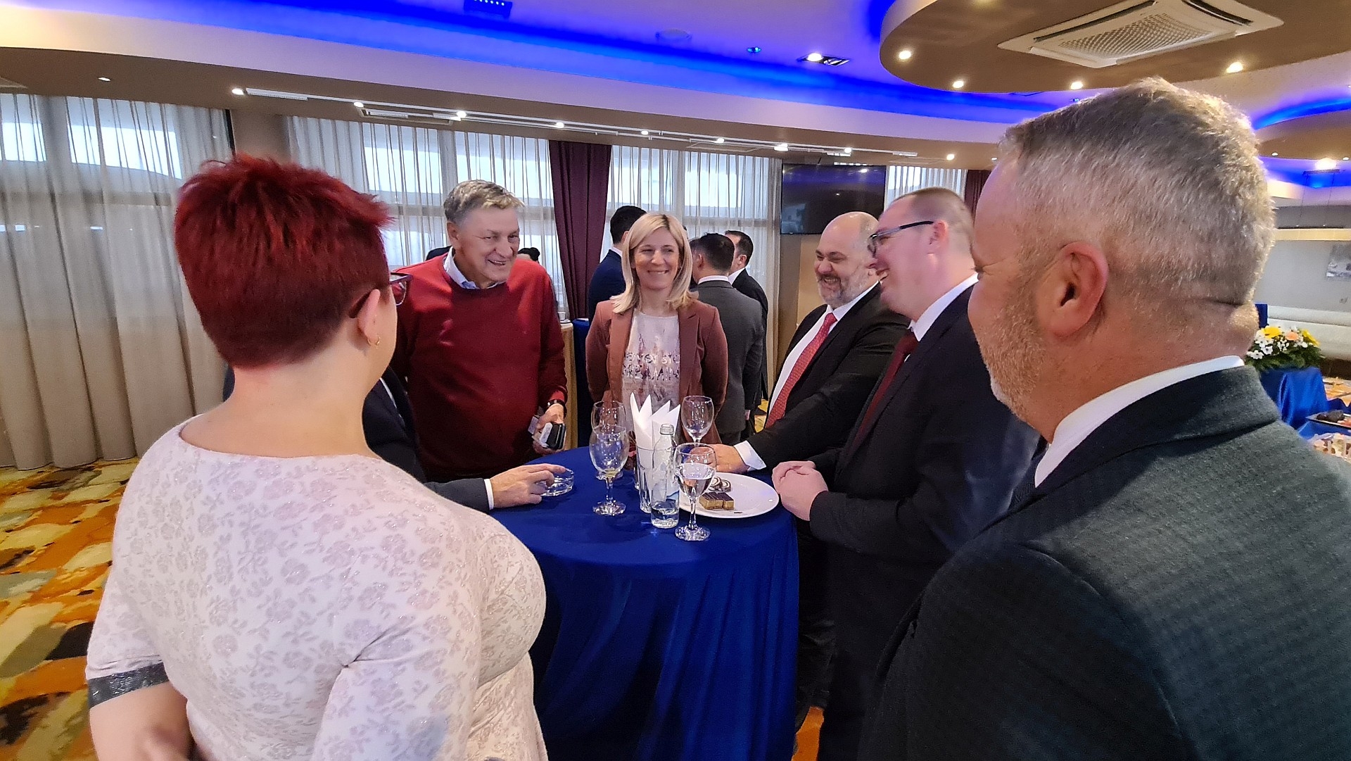 PREMIJERKA MEHMEDIĆ UPRILIČILA PRIJEM ZA GRADONAČELNIKE I OPĆINSKE NAČELNIKE