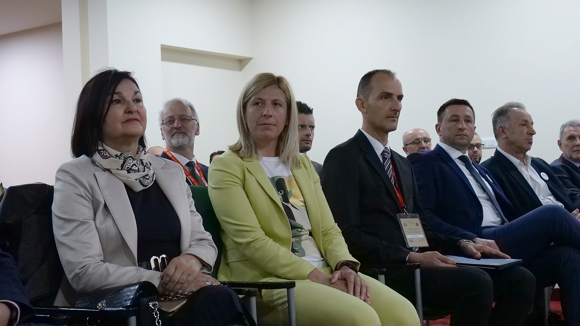 PREMIJERKA MEHMEDIĆ NA 14. SIMPOZIJU MNM 2023: VLADA ZDK PODRŽAVA RAZVOJ NAUČNO-ISTRAŽIVAČKOG RADA NA UNZE