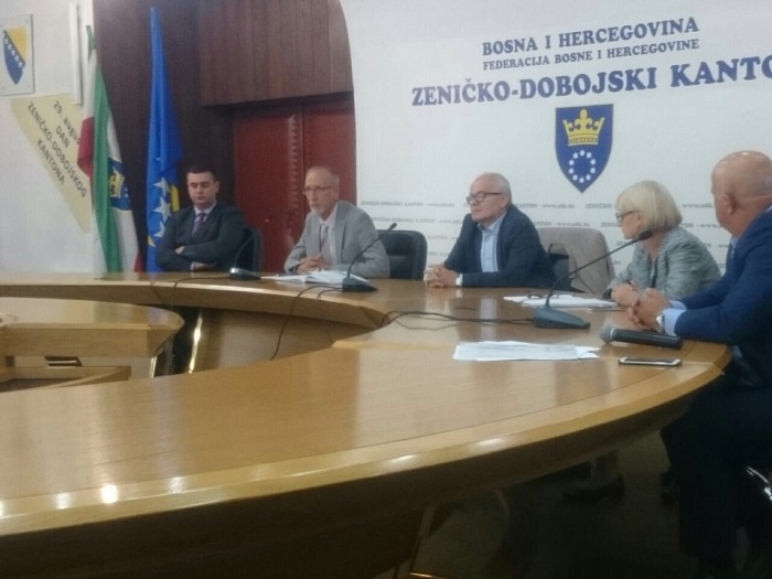 ODRŽANA PREZENTACIJA JAVNIH POZIVA ZA DODJELJIVANJE NOVČANIH POTICAJA ZA ZAPOŠLJAVANJE/SAMOZAPOŠLJAVANJE OSOBA SA INVALIDITETOM