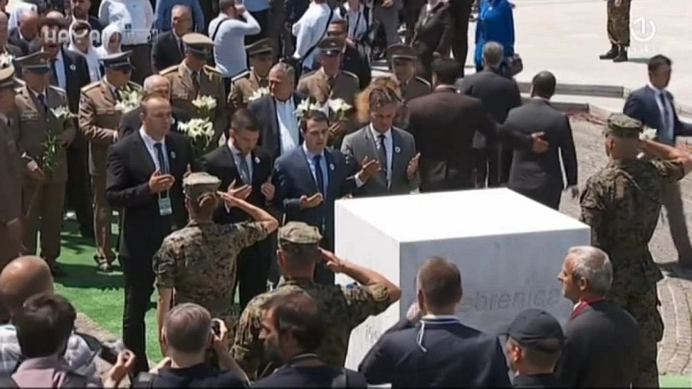 DELEGACIJA VLADE ZDK PRISUSTVOVALA KOMEMORACIJI I UKOPU 33 ŽRTVE GENOCIDA U SREBRENICI