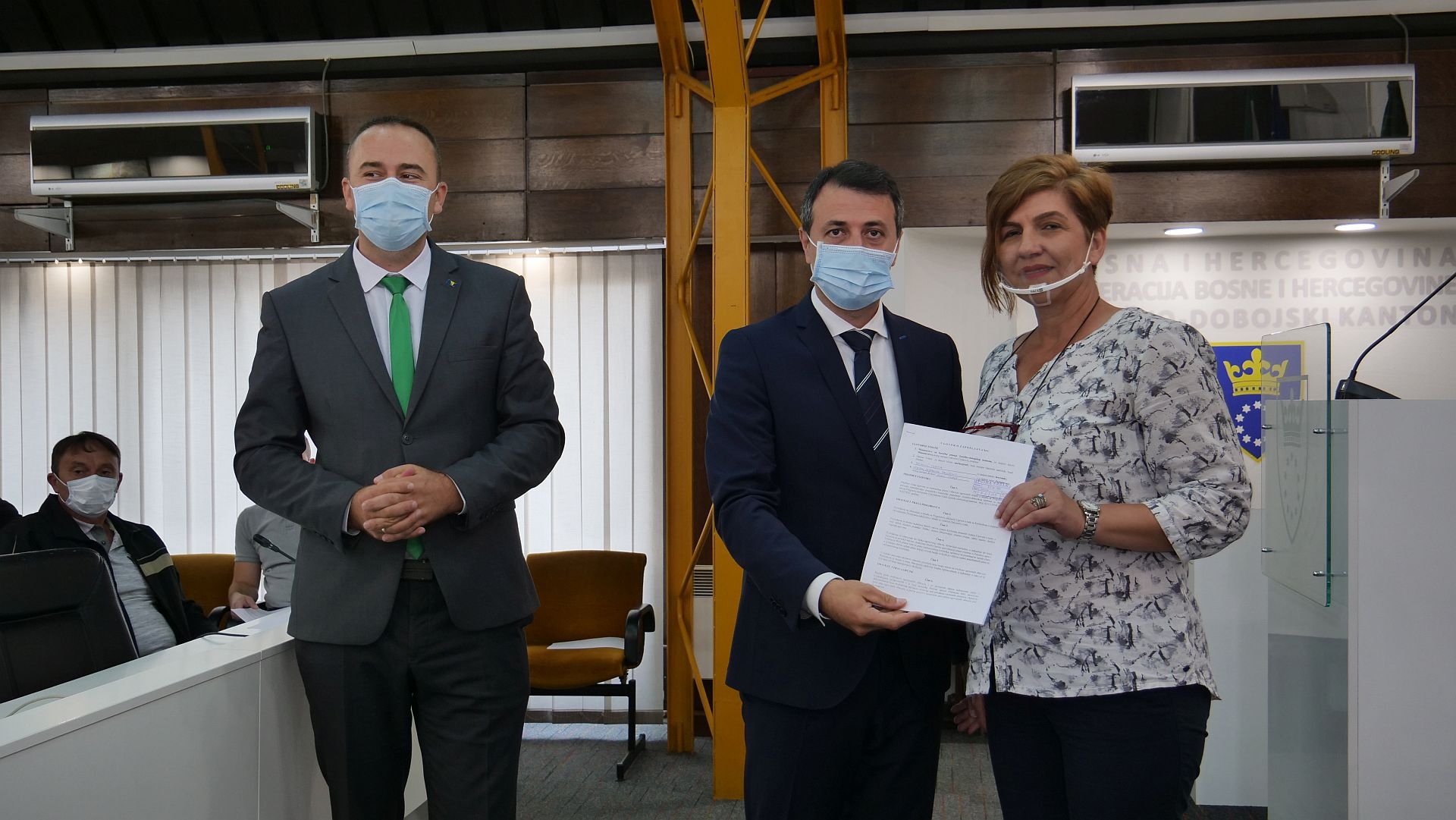 U SJEDIŠTU ZDK POTPISANI UGOVORI O ZAPOŠLJAVANJU 23 DEMOBILISANIH BORACA