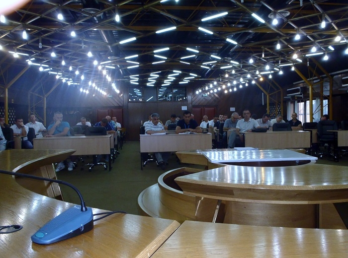 ODRŽAN RADNI SASTANAK SA PREDSTAVNICIMA SPORTSKIH SAVEZA/UDRUGA S CILJEM RJEŠAVANJA PROBLEMATIKE SPORTA NA PODRUČJU ZENIČKO-DOBOJSKOG KANTONA