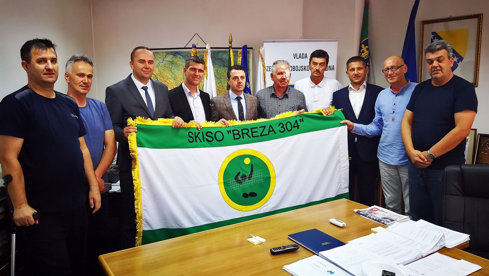 PREMIJER GANIĆ I MINISTAR ČOLAKOVIĆ PRIMILI UPRAVU I IGRAČE NOVOG PREMIJERLIGAŠA SKISO-BREZA 304