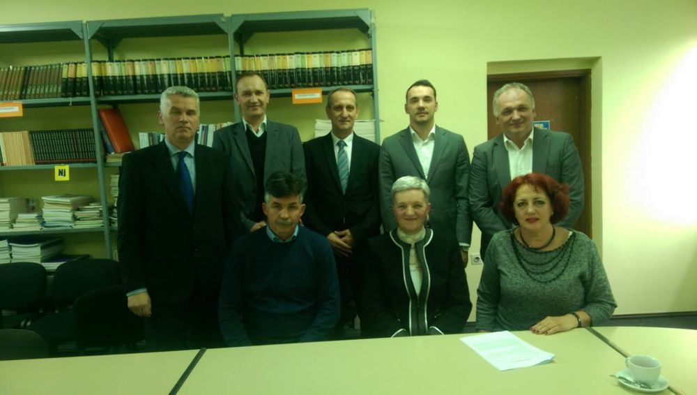 POTPISIVANJE SPORAZUMA O RAZUMJEVANJU ZA UČESTVOVANJE U PROJEKTU "ENERGIJSKE EFIKASNOSTI U BIH" ZA FEDERACIJU BIH ZA 2018. GODINU KOJI ĆE SE FINANSIRATI IZ KREDITA SVJETSKE BANKE PREKO MEĐUNARODNE ASOCIJACIJE ZA RAZVOJ