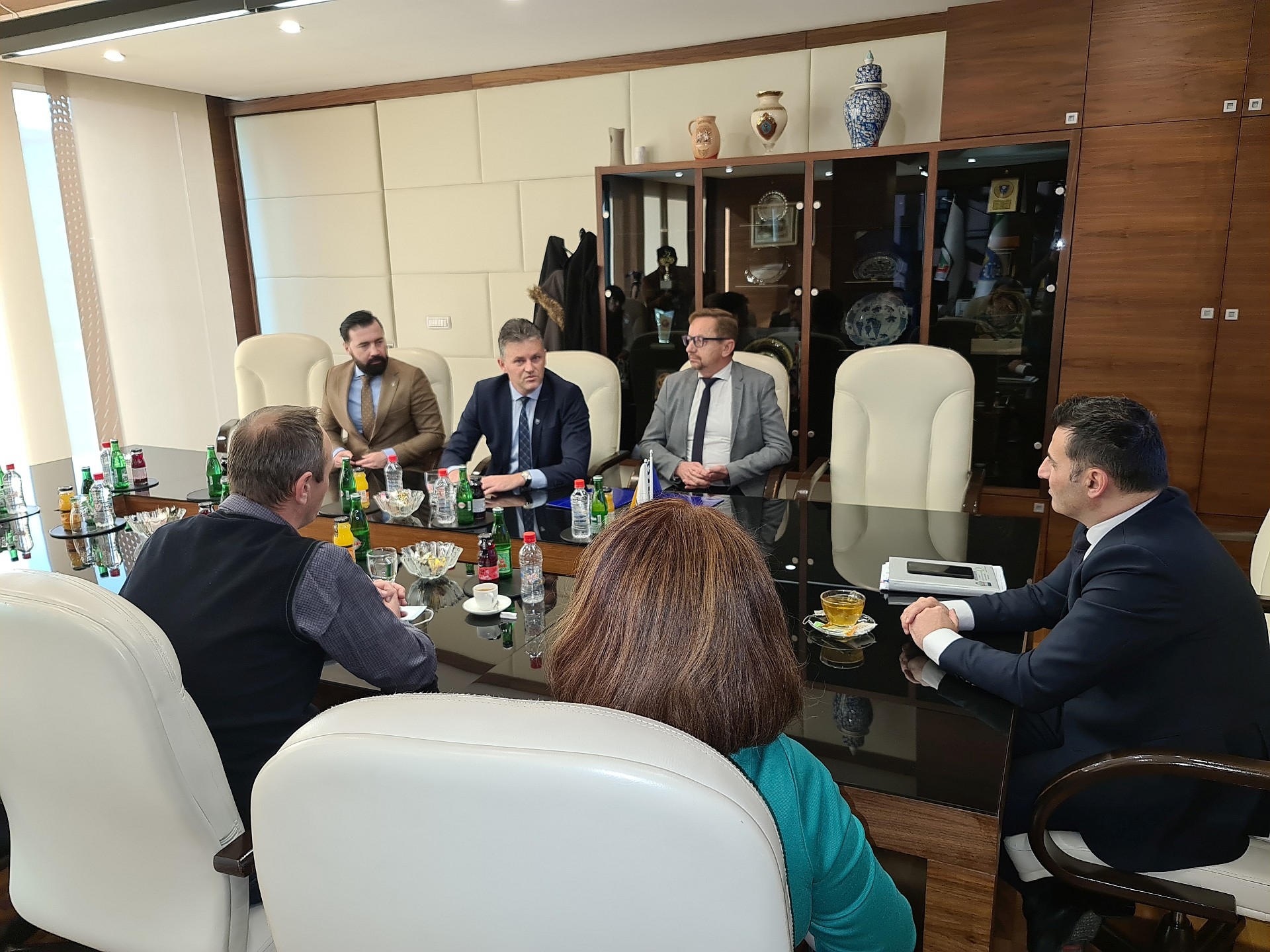 VLADA ZDK SA 200.000 KM FINANSIRA REKONSTRUKCIJU TRI ŠKOLE U OPĆINI KAKANJ