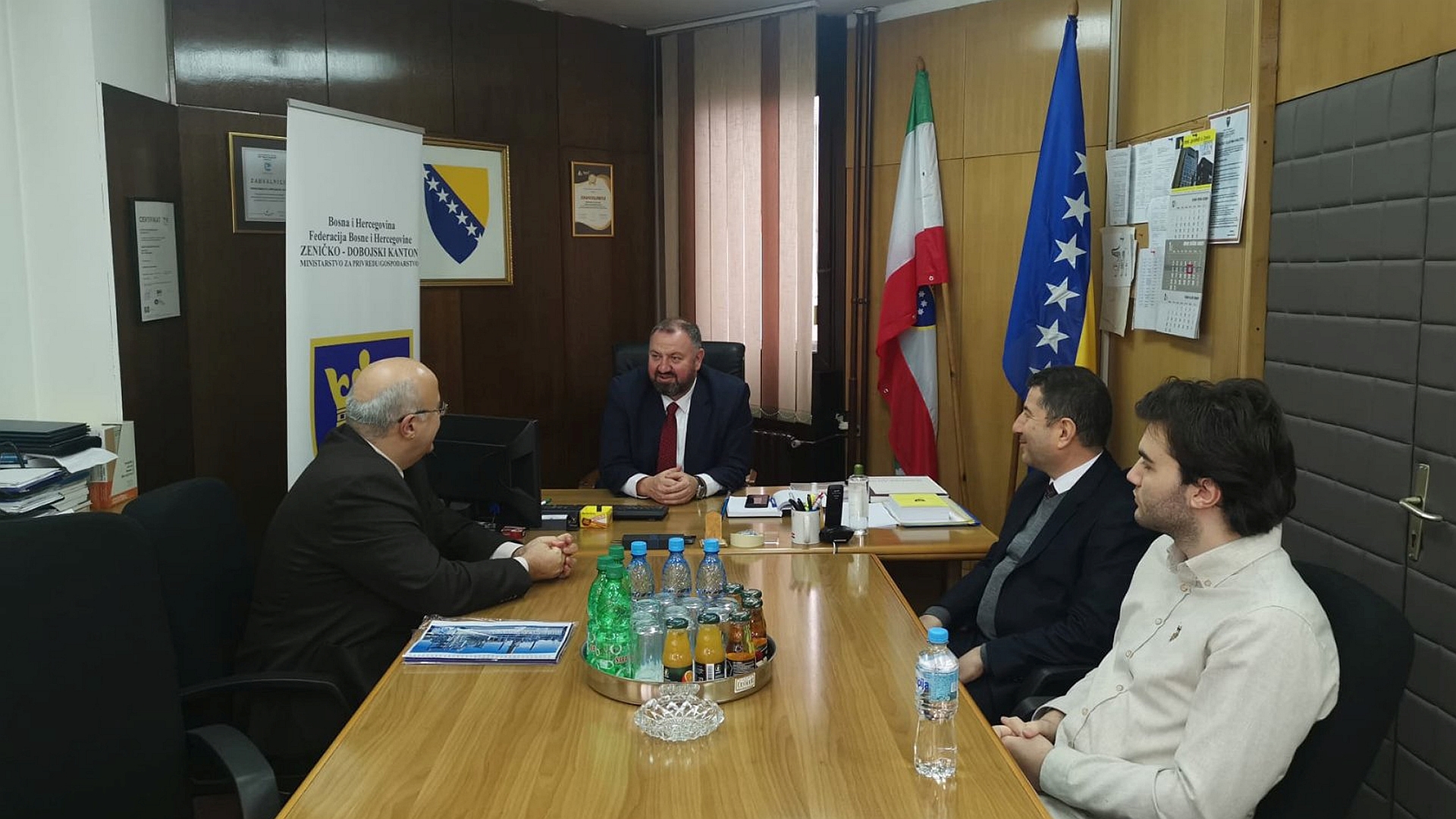 MINISTAR ŠIBONJIĆ RAZGOVARAO S PRIVREDNOM DELEGACIJOM IZ TURSKE