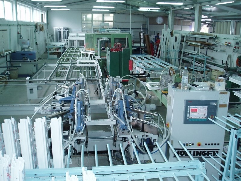 KREDITI U FUNKCIJI ZAPOŠLJAVANJA