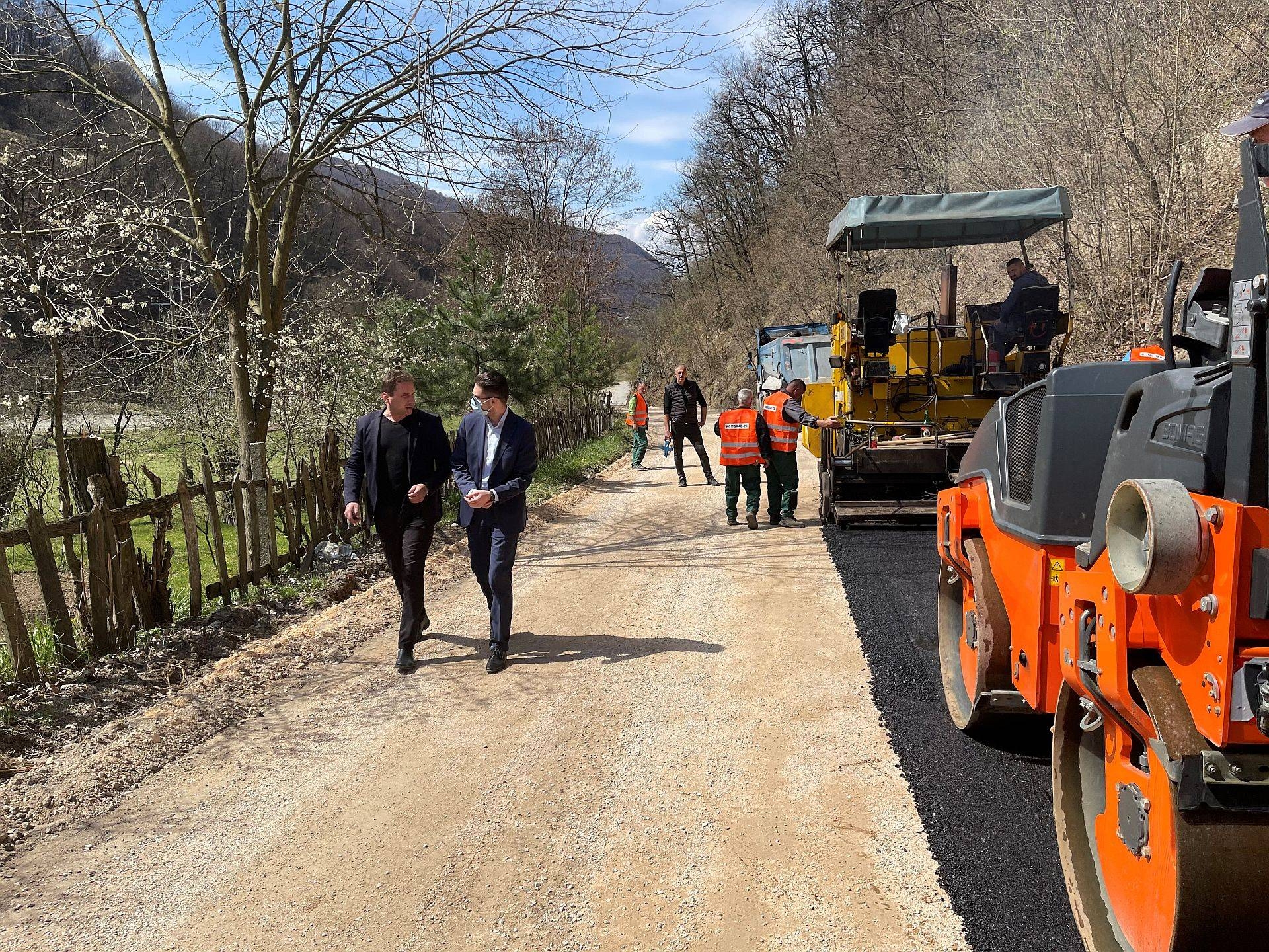 MINISTAR ISAK OBIŠAO RADOVE NA DIONICI ZENICA-ARNAUTI-RIBNICA-DONJI KAKANJ