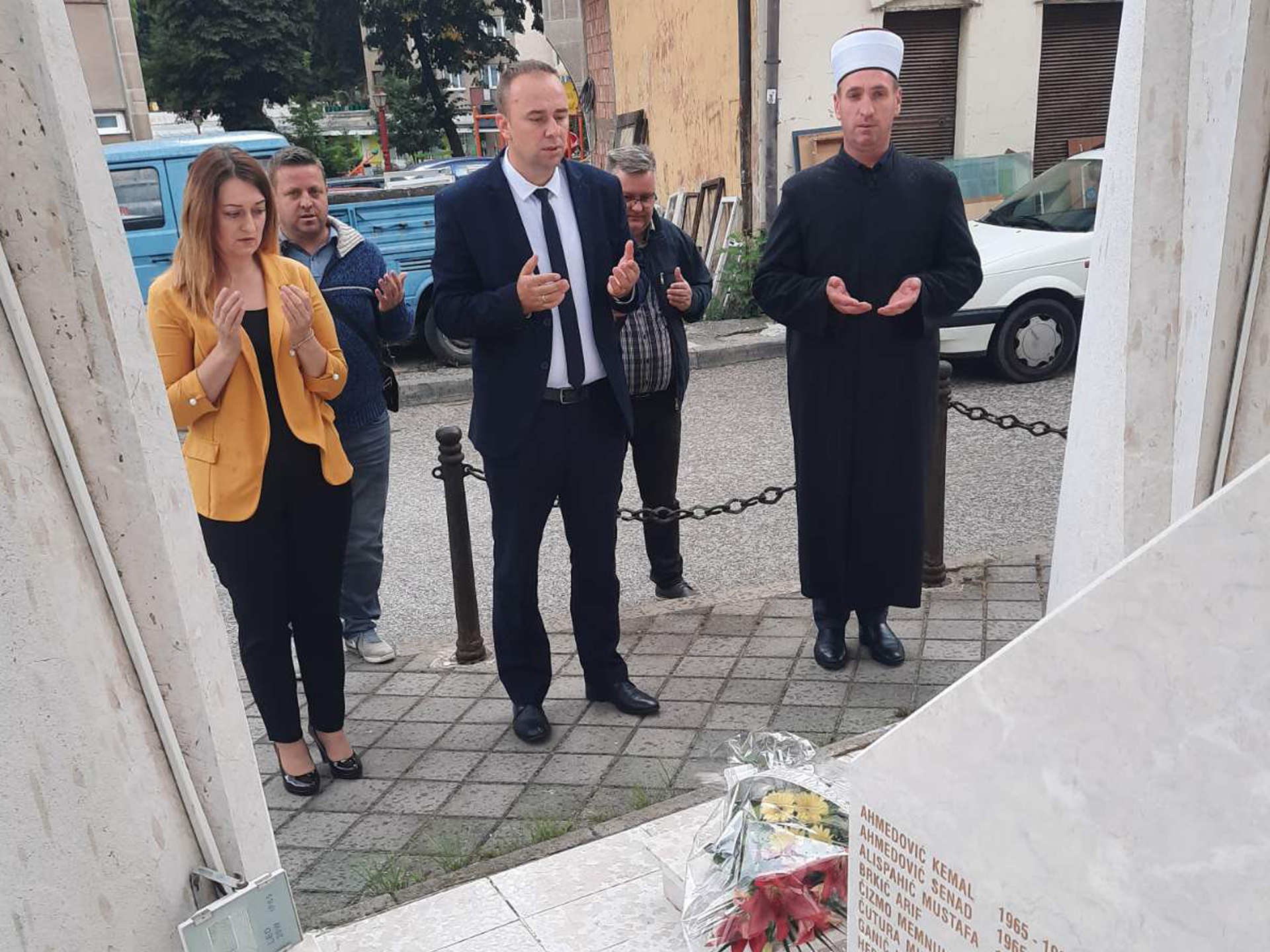 MINISTARSTVO ZA BORAČKA PITANJA FINANSIRALO IZGRADNJU CENTRALNOG ŠEHIDSKOG SPOMEN OBILJEŽJA U VAREŠU