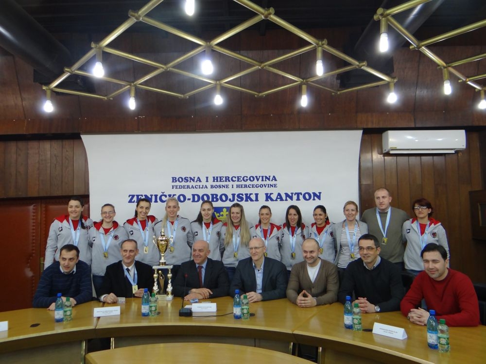 Košarkašice Košarkaškog ženskog kluba “Čelik” Zenica na prijemu u ZDK