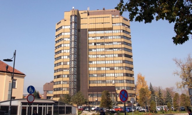 VLADA ZDK U PLANIRANOM ROKU ZAVRŠILA SA PROCEDUROM DONOŠENJA ZAKLJUČAKA O STAMBENOM ZBRINJAVANJU BORAČKE POPULACIJE U 2015.GODINI