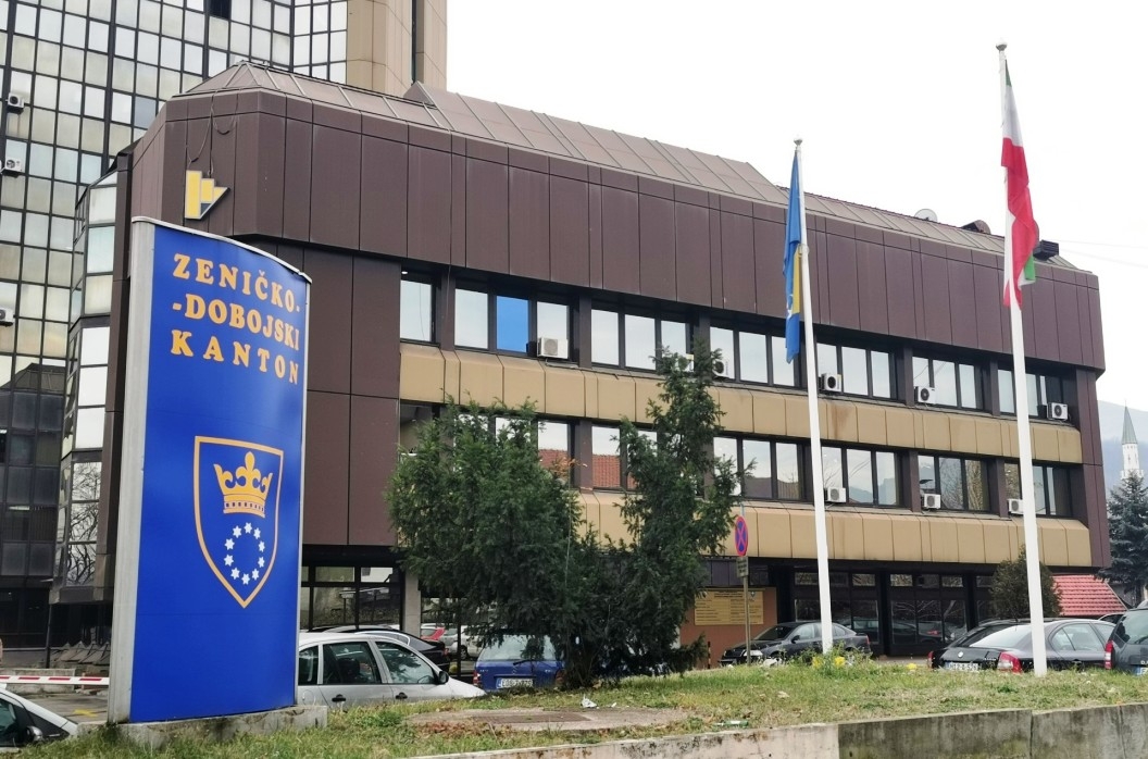 OBJAVLJEN JAVNI KONKURS ZA DODJELU JAVNIH PRIZNANJA ZENIČKO-DOBOJSKOG KANTONA