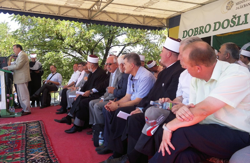 na otvorenju se obraćao premijer Plevljak